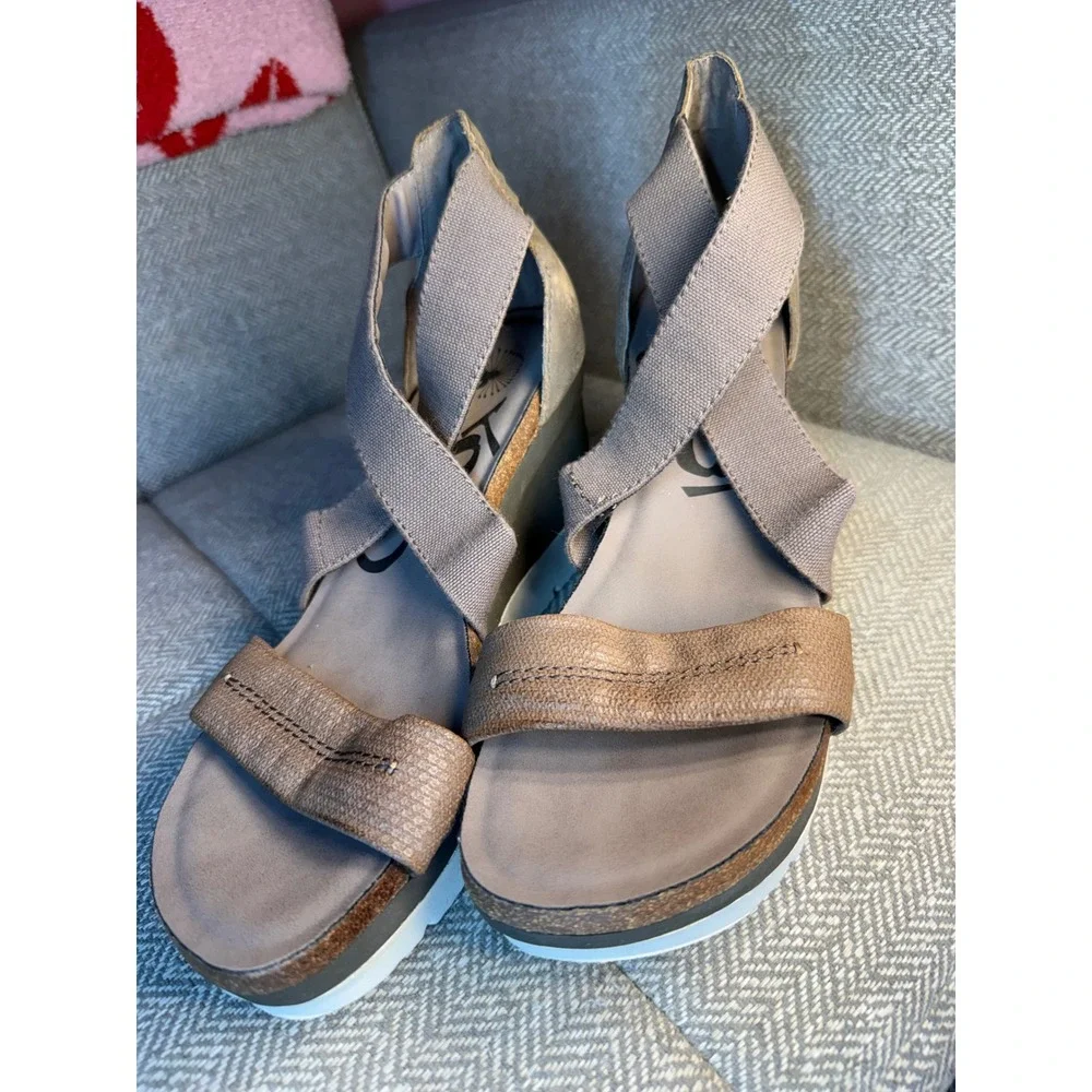 OTBT Half Moon Taupe Leather Elastic Platform Wedge Sandals Womens 10M